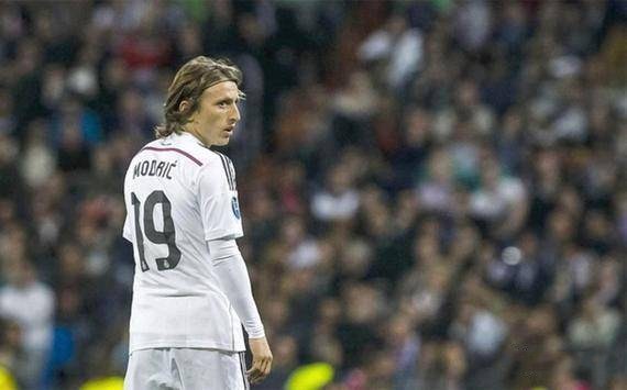 告别伯恩茅斯，塞梅尼奥生日献绝杀